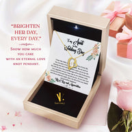 Aunt Necklace: Gift of Love and Appreciation from Niece or Nephew - Larvincy