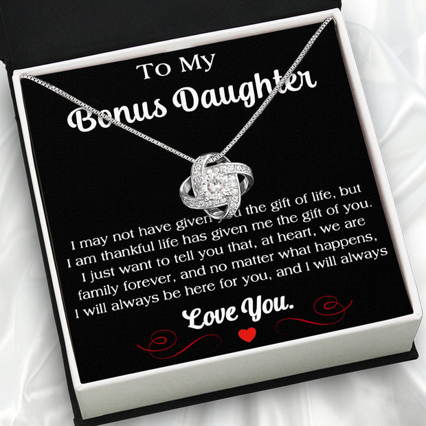Bonus Daughter Necklace: A Symbol of Everlasting Love and Belonging