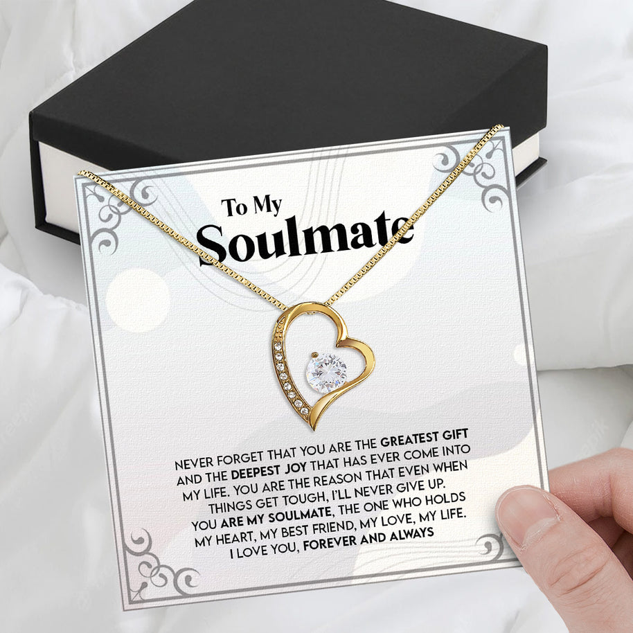 Soulmate Necklace: Let Her Carry Your Heart Always