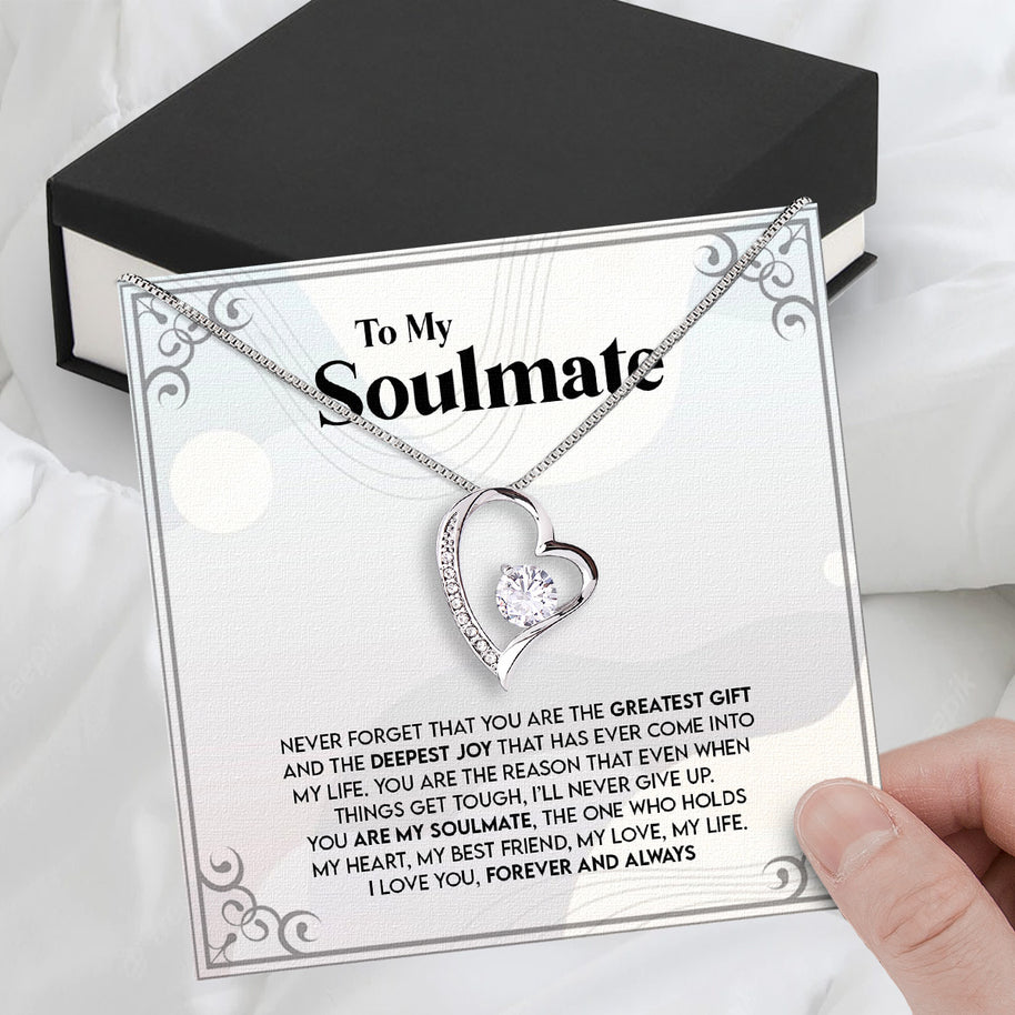 Soulmate Necklace: Let Her Carry Your Heart Always