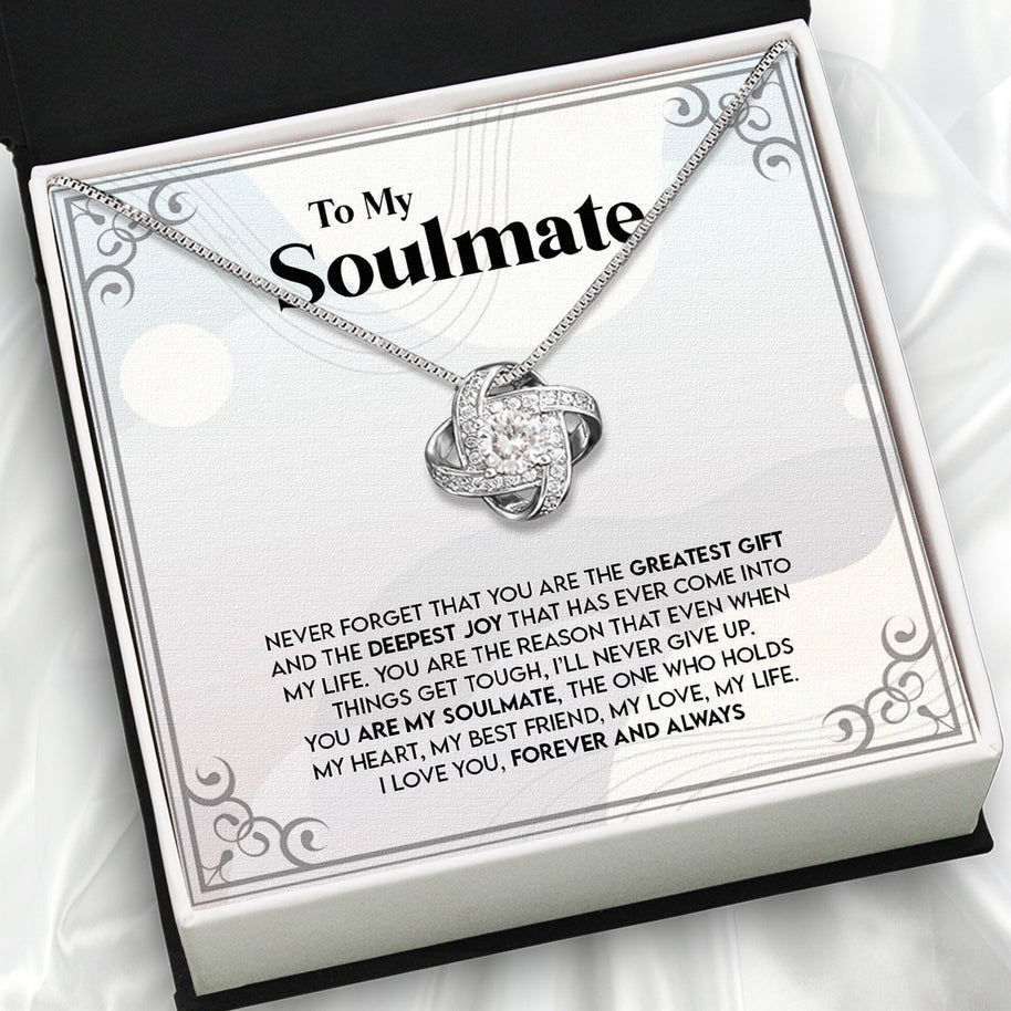 Soulmate Necklace: Let Her Carry Your Heart Always