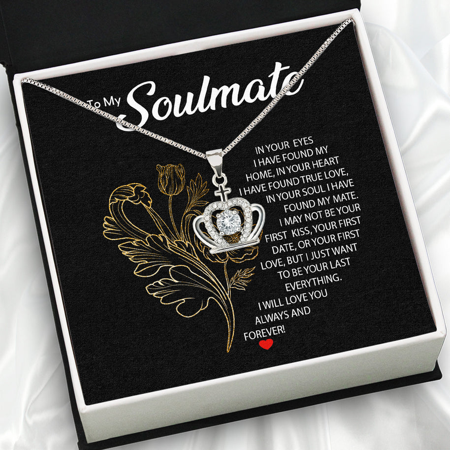 Soulmate Necklace: Let Her Carry Your Heart Always