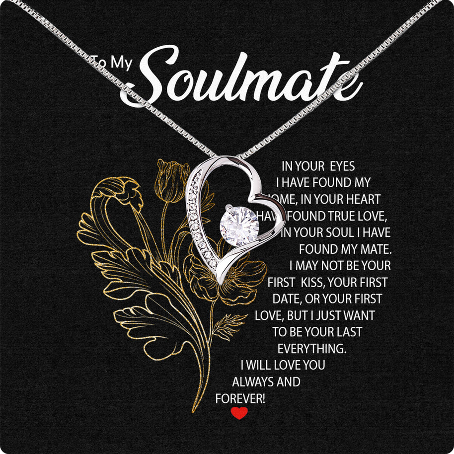 Soulmate Necklace: Let Her Carry Your Heart Always