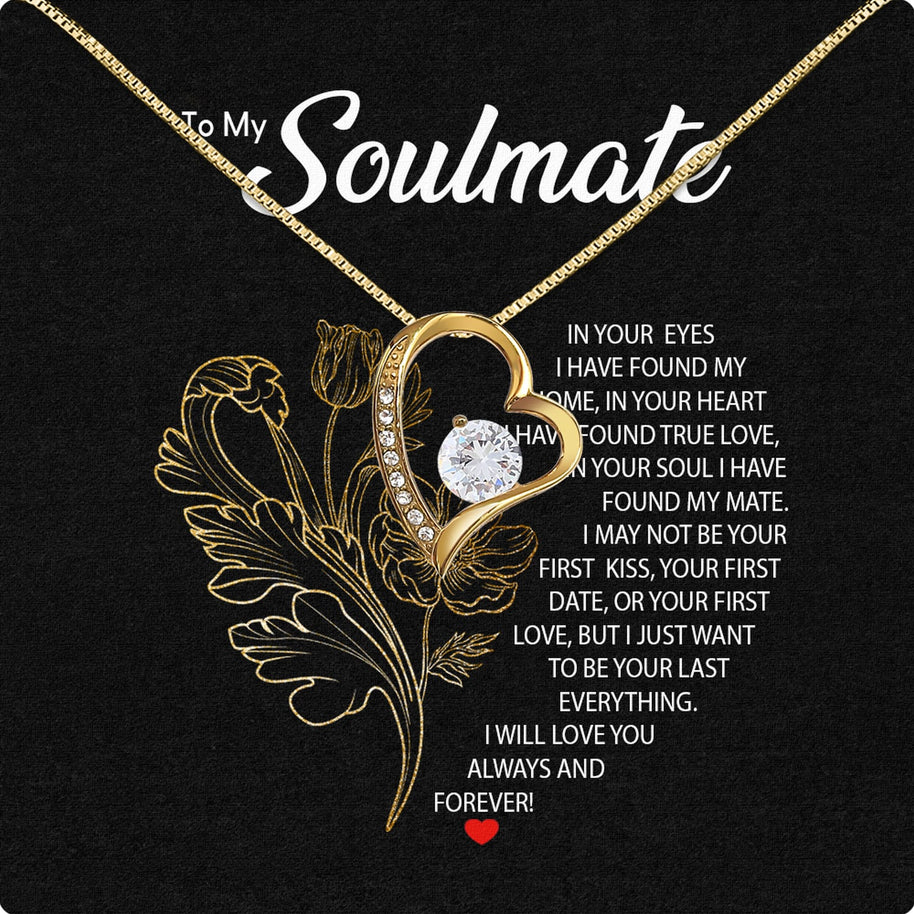 Soulmate Necklace: Let Her Carry Your Heart Always